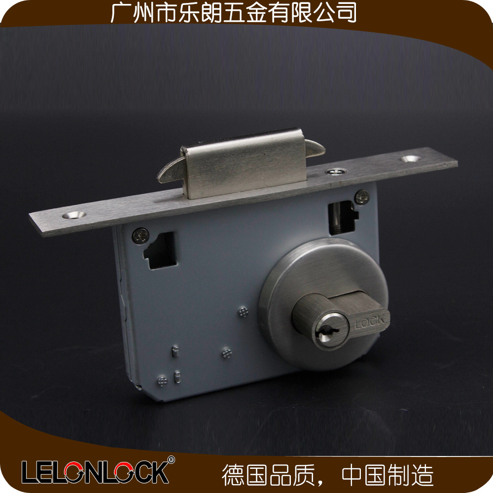 蜜桃久久久亚洲精品水蜜桃黄色网站CKG 匙孔蓋