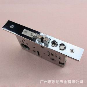 蜜桃久久久亚洲精品水蜜桃黄色网站美式鎖體