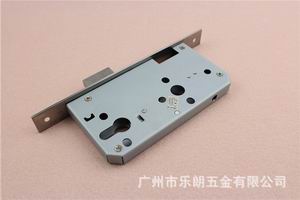 蜜桃久久久亚洲精品水蜜桃黄色网站鎖體