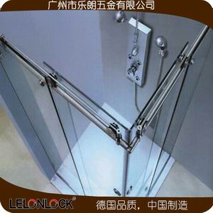 蜜桃久久久亚洲精品淋浴E係列